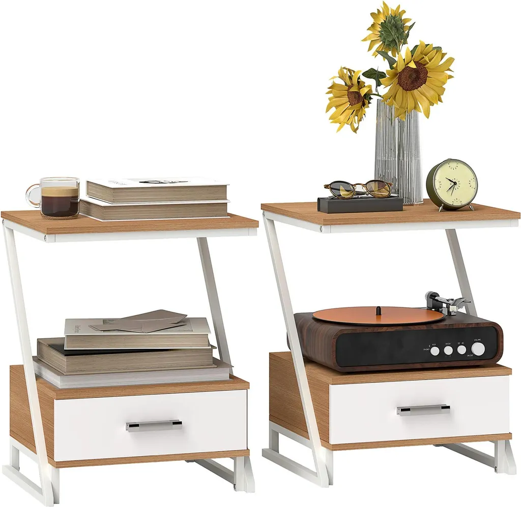 Table de chevet ou d'appoint en bois marron avec niche de stockage