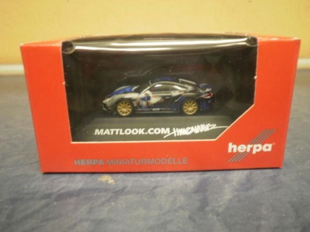 Herpa PKW Porsche 911 Carrera 4S, Mattlook Edition 3 101981
