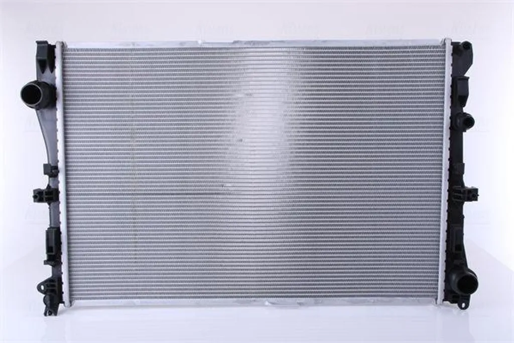 Radiateur Moteur NISSENS 627029 pour Mercedes Classe C et E 0995002203