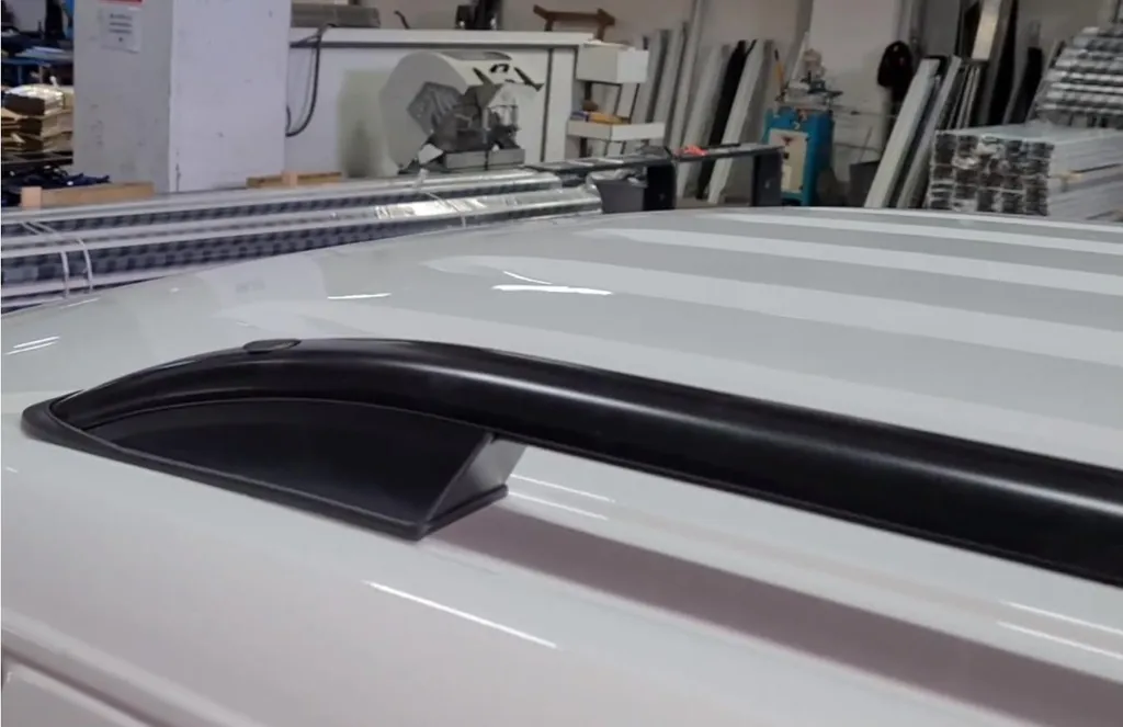 Mancorrenti Tetto Corso Schwarz Opel Vivaro Renault Trafic 2014+ - 6