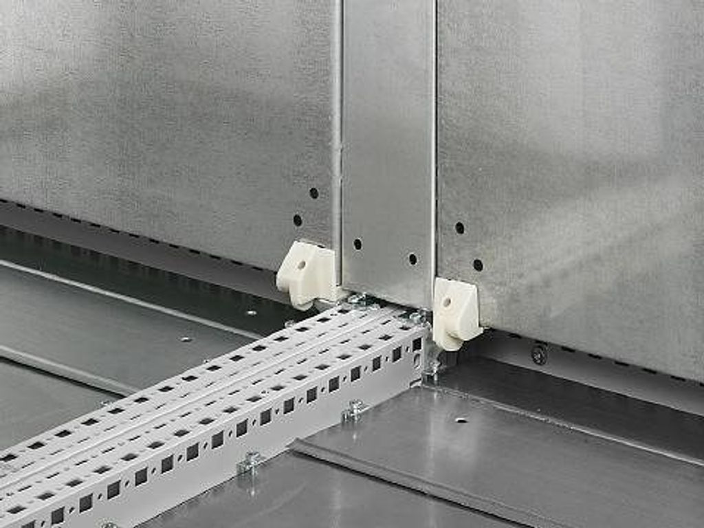 Rittal Montageplatten-Zwischenstück für VX, TS, für H: 2000 Image du produit 