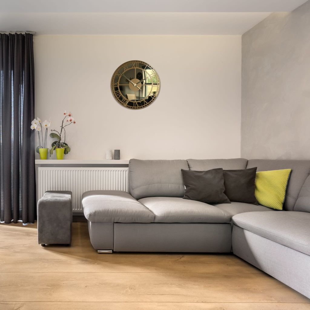 Metalluhr mit goldener Spiegelreflexion für Wohnzimmer, Produktbild 3
