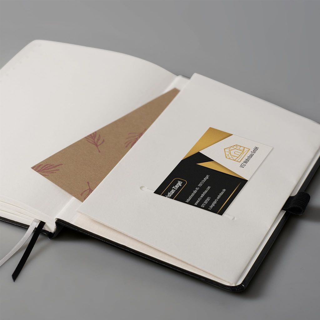 2027 BRUNNEN Kapesní kalendář 9 x 15 cm Kompagnon černý Obrázek produktu 