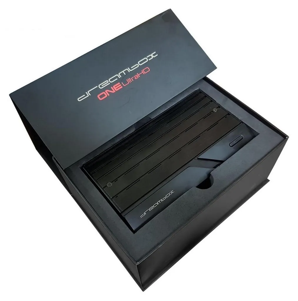 Décodeur TV 4K Dreambox One avec double tuner satellite multistream