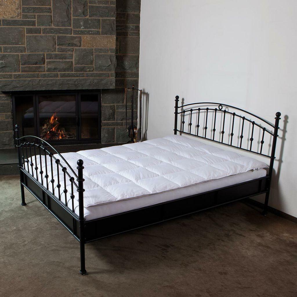 Bettwaren-Shop Daunendecke Toronto medium, Füllung: 90% Daunen 10% Federn 160x240 cm