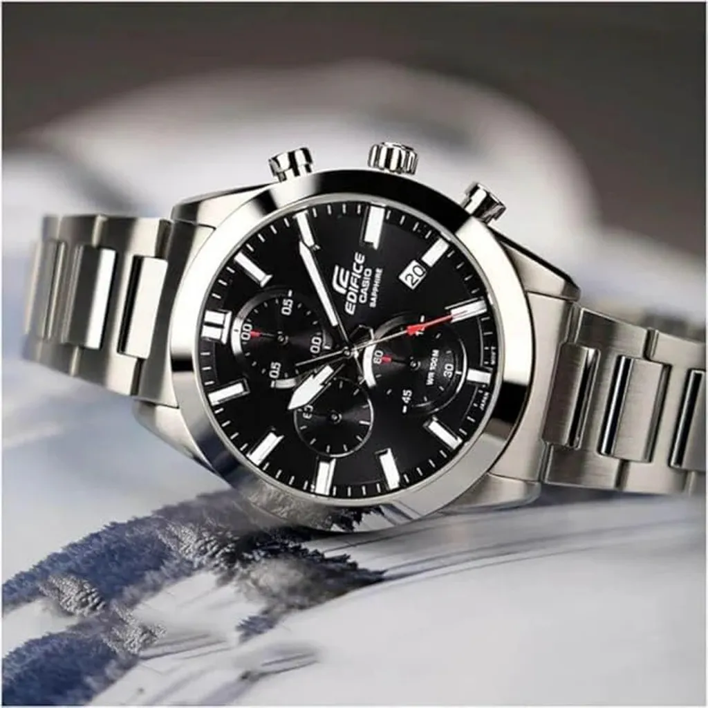 Cronografo Casio EFB-710D-7AVUEF Argento: Stile Urban e Zaffiro - 18