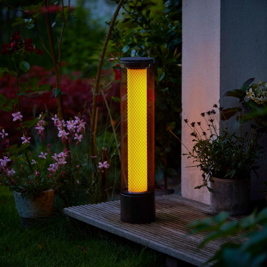 LED Solar Stehlampe Lichtsäule mit Flammeffekt Gitteroptik