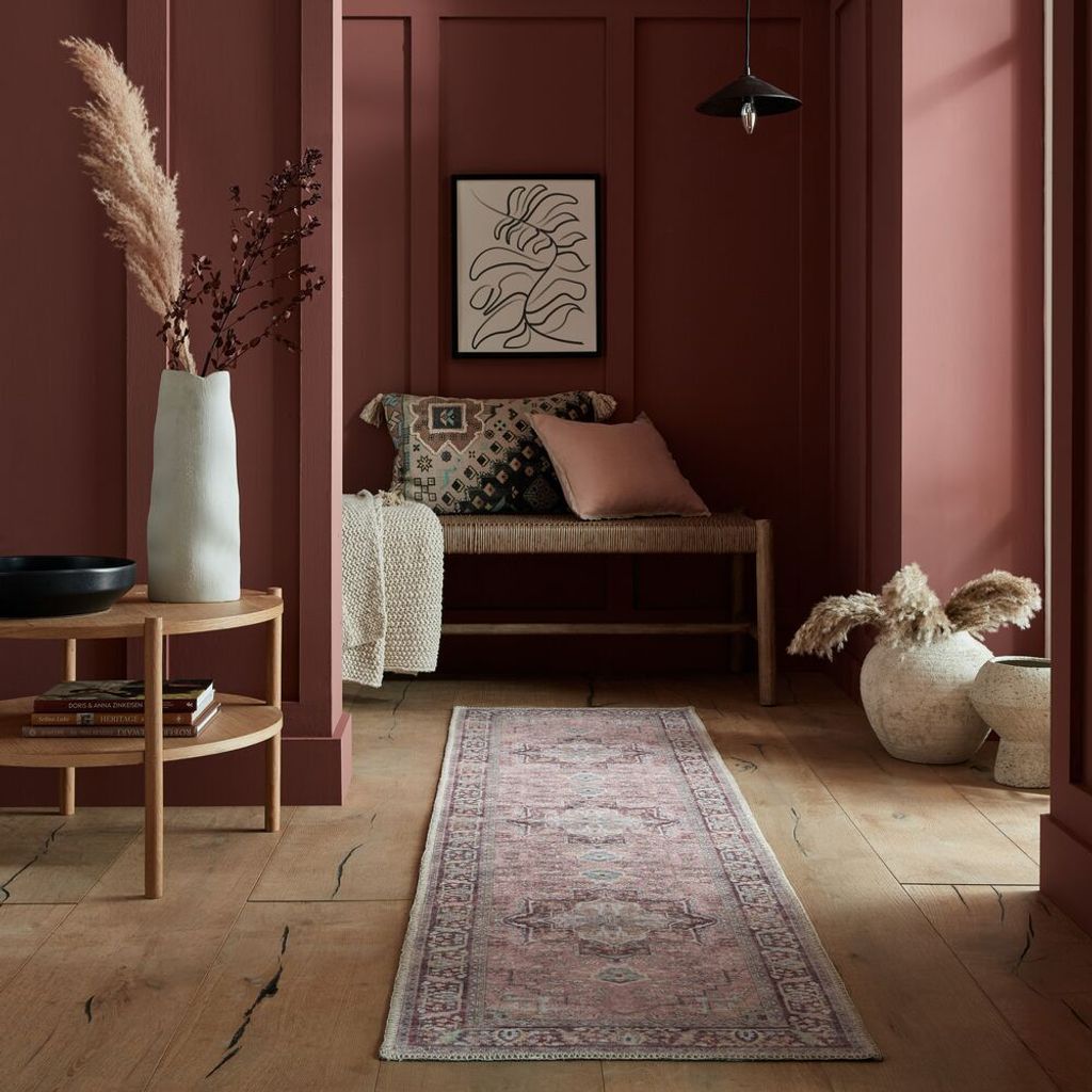 Maschinenwaschbarer Traditioneller Vintage-Teppich aus recycelten Fasern, rutschfest - "Hald". Farbe: Rosa, 60x230 cm | Kadima Design