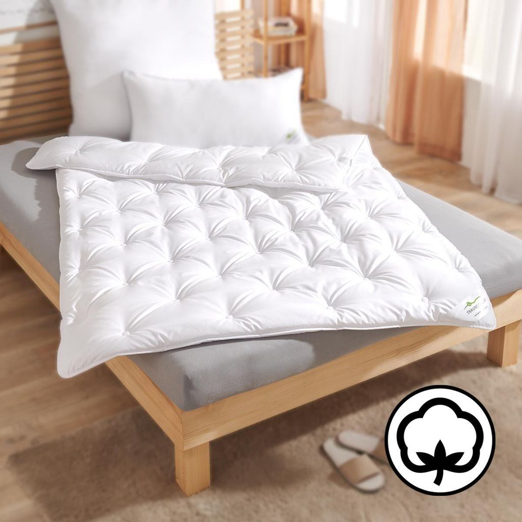 Traumschlaf Faserdecke Down Touch Pure medium mit Baumwollbezug, Füllung: 100% Polyester 155x220 cm