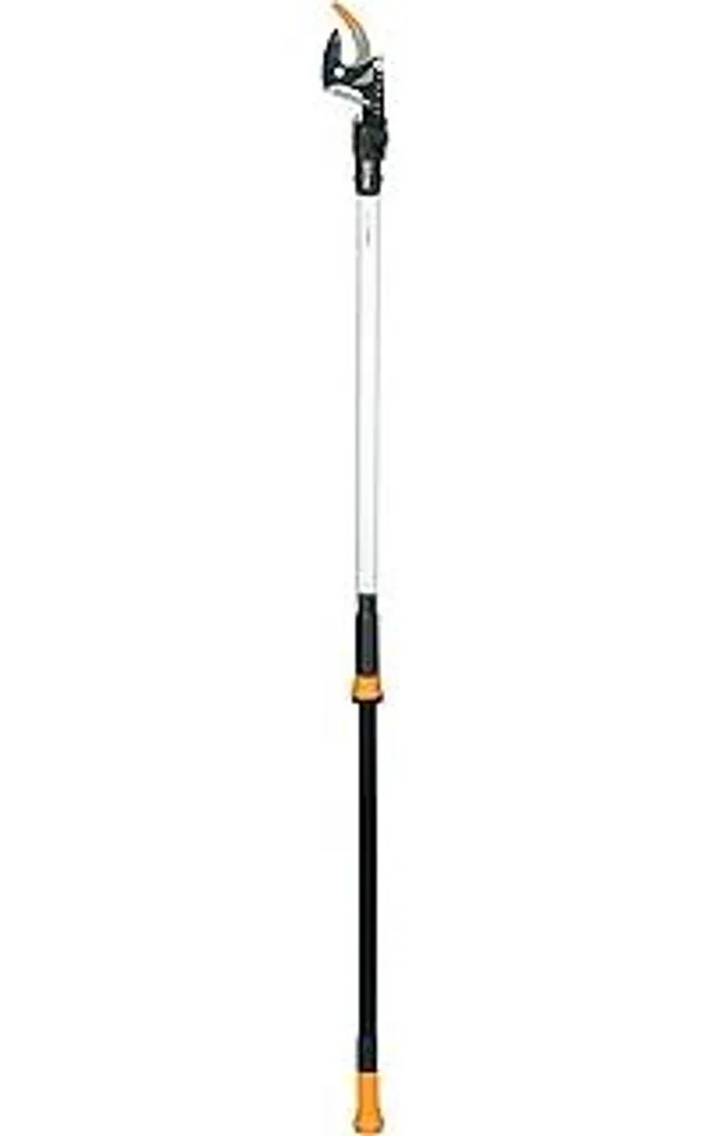 Fiskars UPX82 PowerGear X: Lo Svettatoio che Unisce Design e Potenza