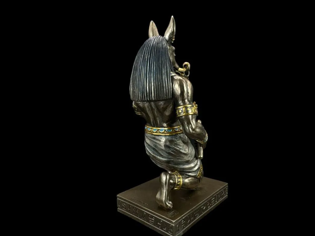 Objet de Collection Anubis : Décoration de Bureau et Idée Cadeau Art - 9