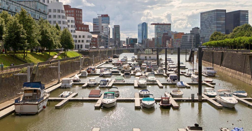 mydays Kulinarische Stadtführung Düsseldorf (Hafen); Erlebnis verschenken oder selbst erleben; Gutschein für 1 Person(en)