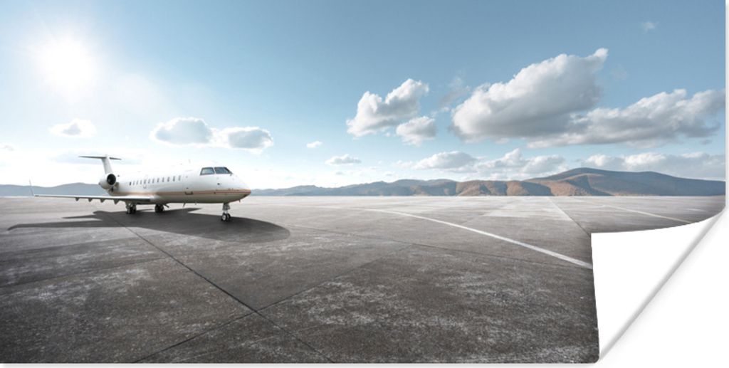 MuchoWow Poster Ein auf einem Flughafen geparktes Flugzeug 40x20 cm - Poster für die Wand - Poster Schlafzimmer