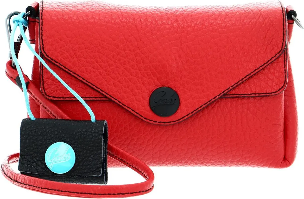 Fini les sacs encombrants : optez pour la pochette Gabs Claudia rouge