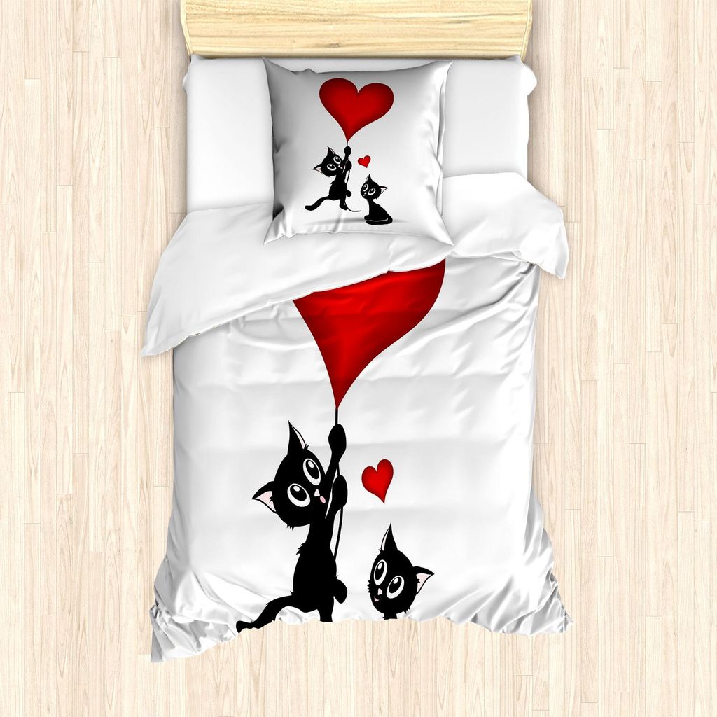 ABAKUHAUS Valentinstag Bettbezug Set, Baby Katzen mit Herzförmige Luftballons Romantisch Liebe, 135 x 200 cm + 80 x 80 cm, Vermilion Schwarz