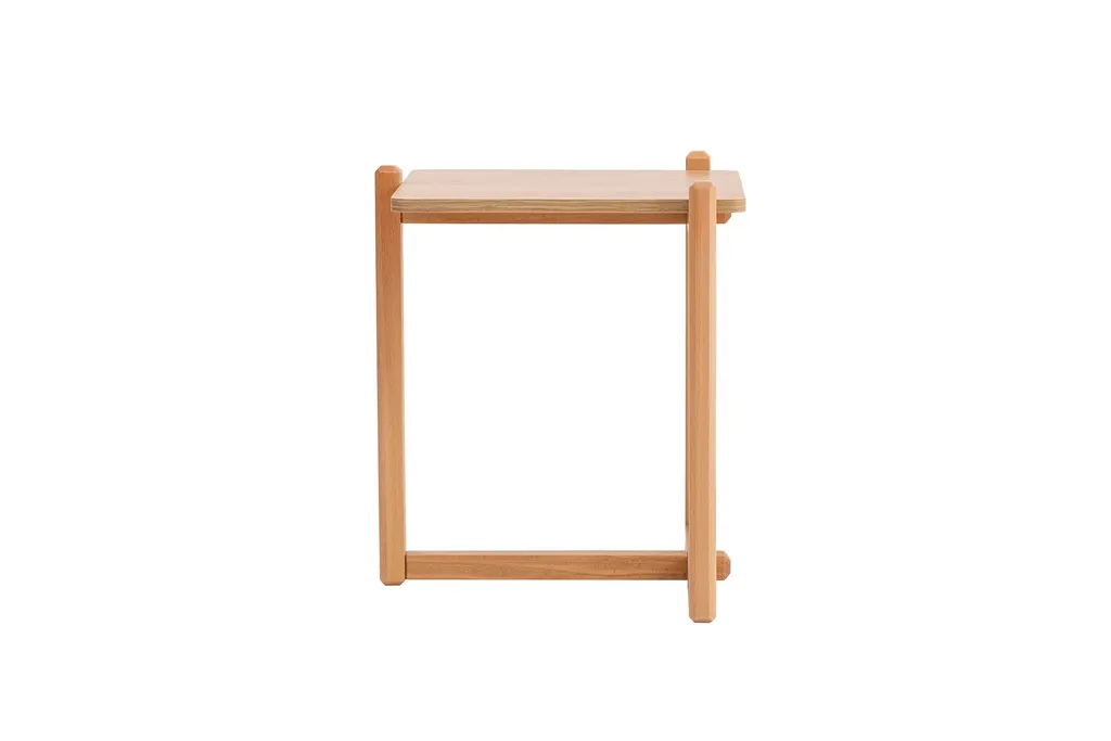 Petite table d'appoint robuste 100% mélaminée Maya finition bois clair