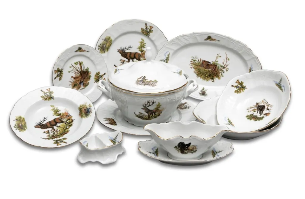 Service de table Thun Bernadotte 25 pièces avec décor motif de chasse
