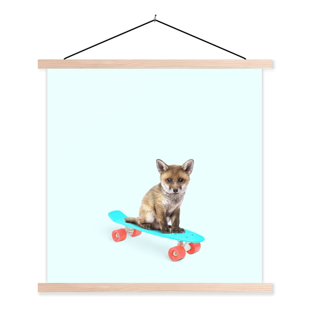 MuchoWow Textilposter Fuchs - Tiere - Skateboard - Blau 40x40 cm mit holzfarbenen Rahmen - Posterleiste