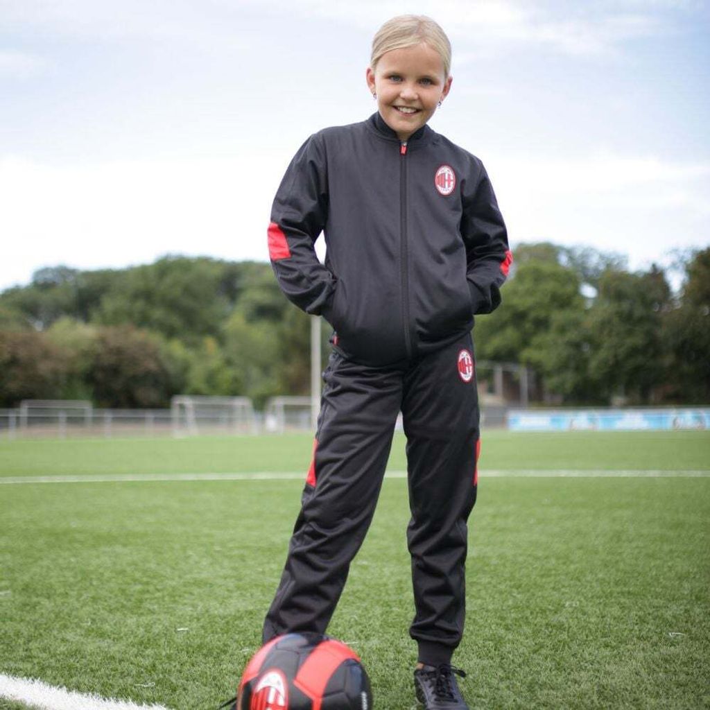 Iiniim Kinder Sport Set - Fußball Trainingsanzug Kurzarm + Shorts Für Jungen