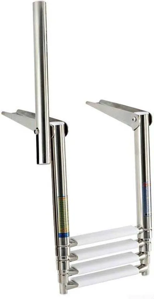 Accédez en sécurité avec cette échelle 4 marches poignée 345 mm stable