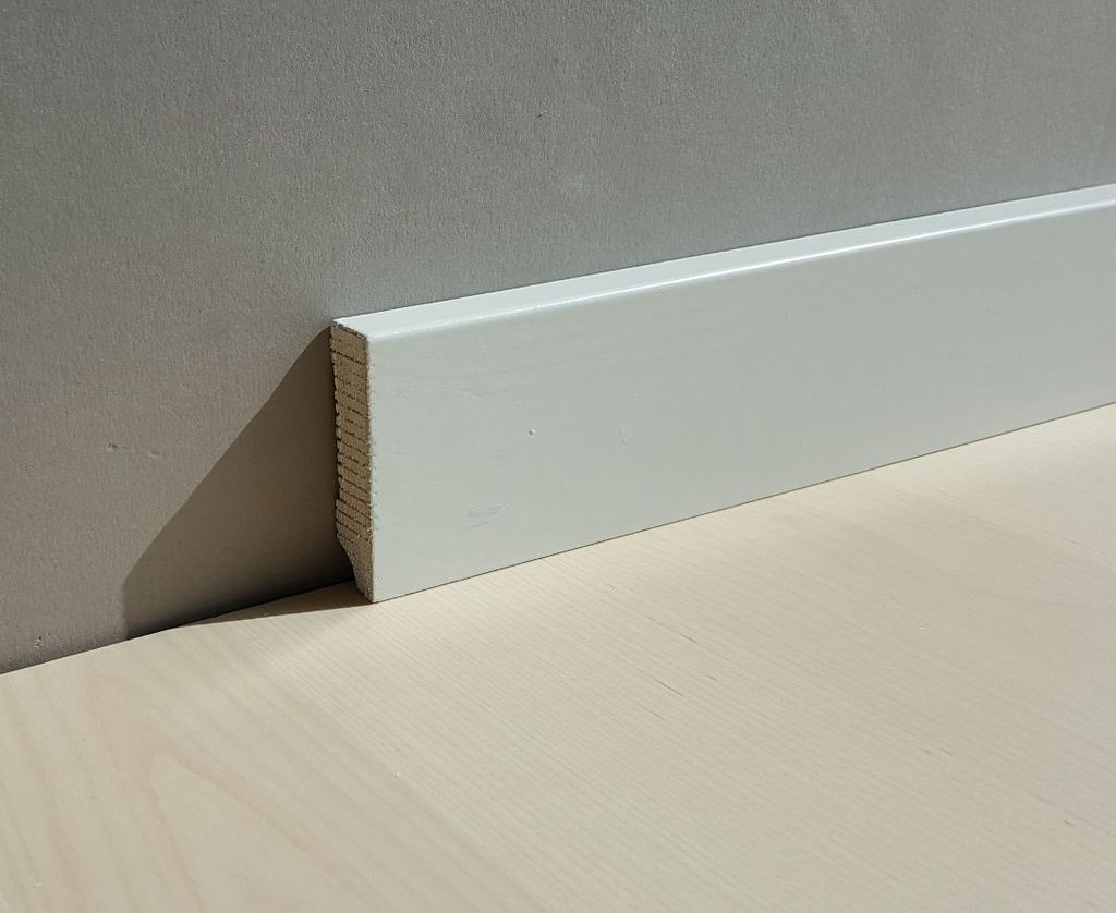 Sockelleiste weiß Kiefer 16 x 60 Lackiert RAL 9016 Produktbild 
