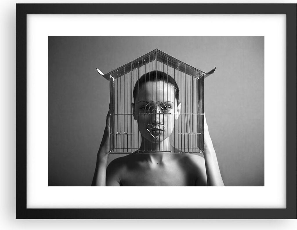 Gerahmtes Poster - Schwarzer Rahmen - Schwarzweiß Frau Käfig - 40x30 cm - Wand Bild - Wanddeko - Wandbilder - Kunstposter - Wandposter - Bilderra...