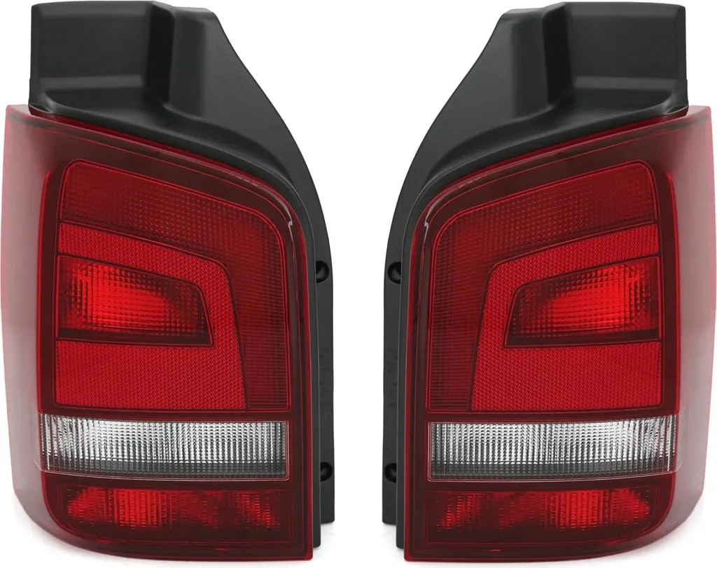 Rénover l'éclairage de votre VW T5 Facelift avec ces feux Rouge Noir