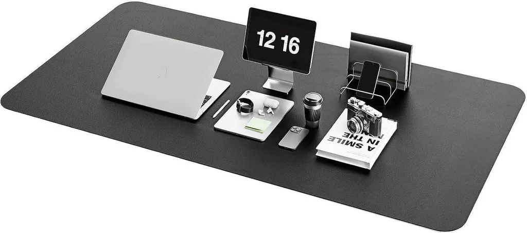 Grand Tapis de Bureau Design en Cuir Gris Foncé 120x60cm pour Ordinateur
