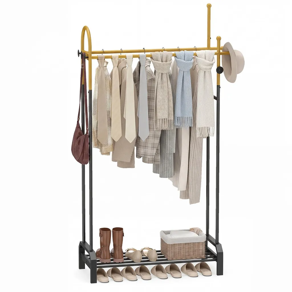 Garde-robe ouverte pour entrée avec porte-chaussures et patères