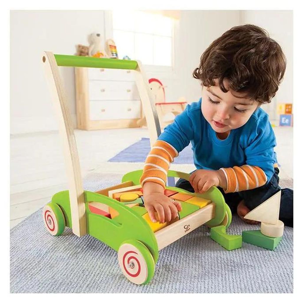 Hape Duw- en trekloopwagen, model E0371 Productafbeelding 