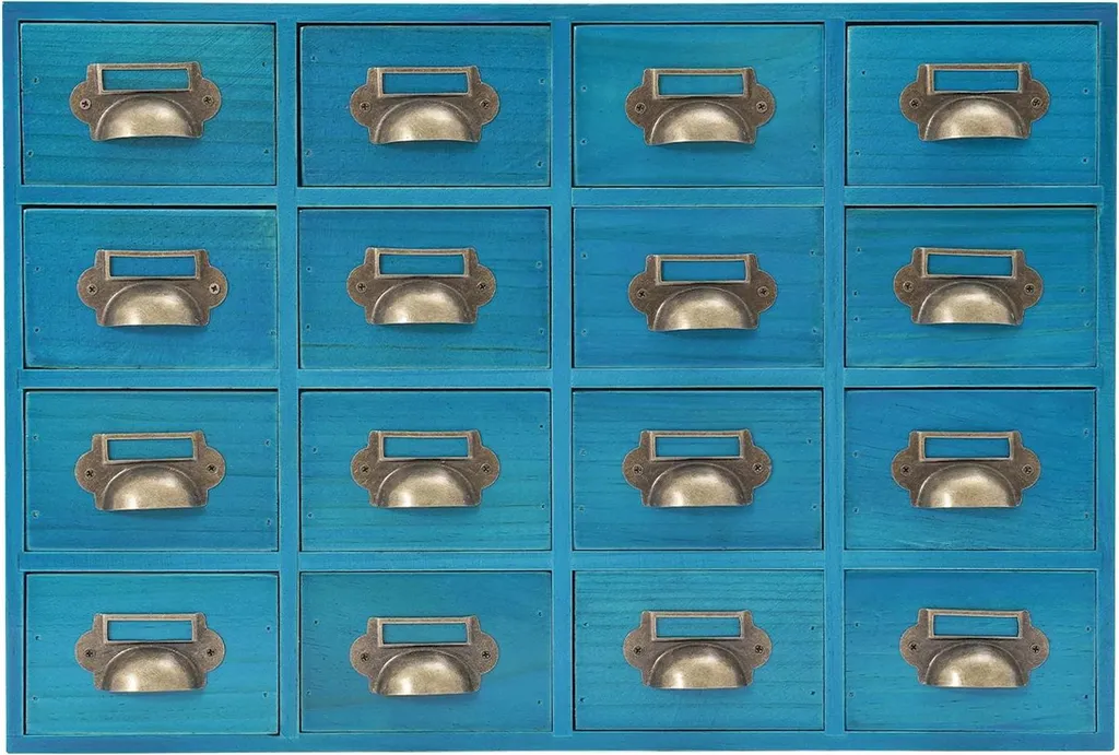 Gagnez de la place avec cette armoire 16 cases bleu rustique gain de place
