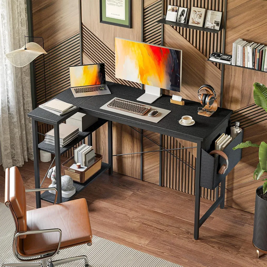 Bureau d'angle gamer 120 cm avec étagères pour configuration gaming PC
