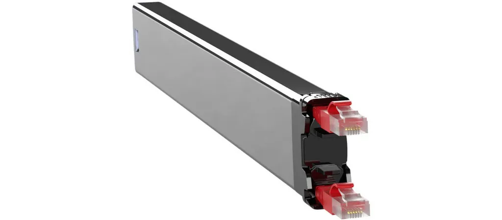 PATCHBOX 365 Cassetta Cat.6a STP Rame - Sistema Retrattile 19"