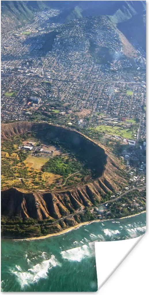 MuchoWow Poster Eine Luftaufnahme von Honolulu und einem erloschenen Krater auf Hawaii 75x150 cm - Dekoration für die Wände