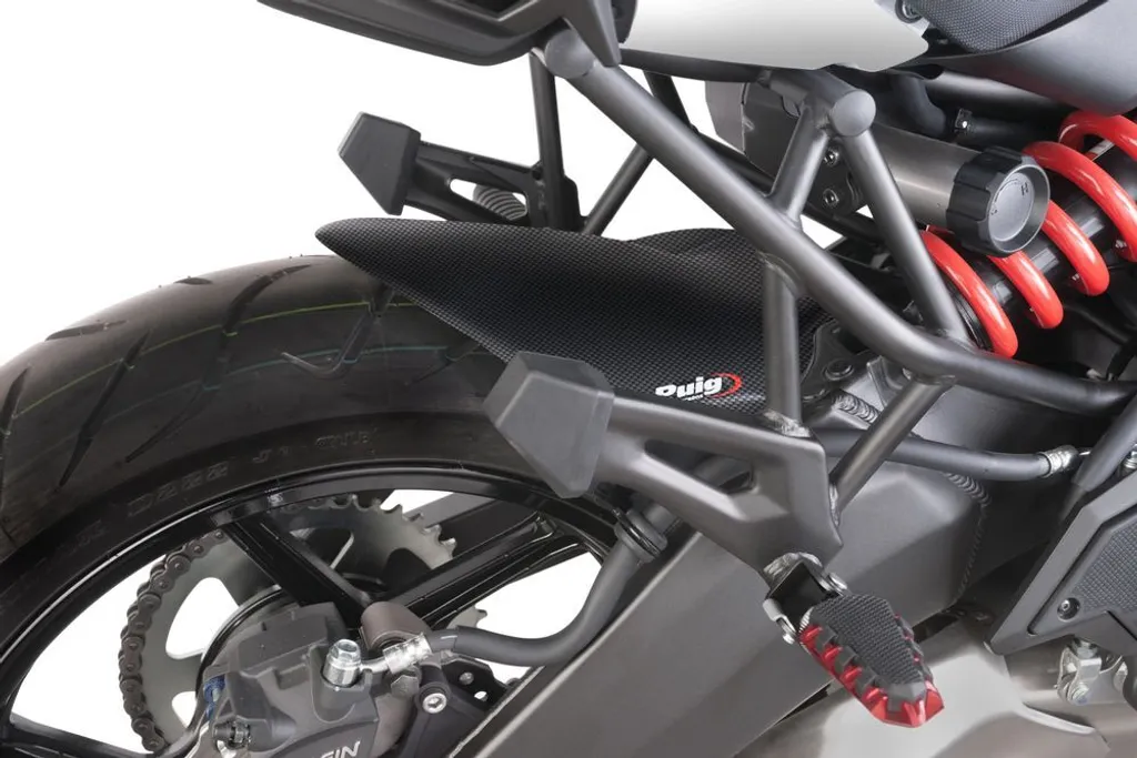 Évitez les projections sur Versys 650 avec le Garde-boue PUIG 4407C
