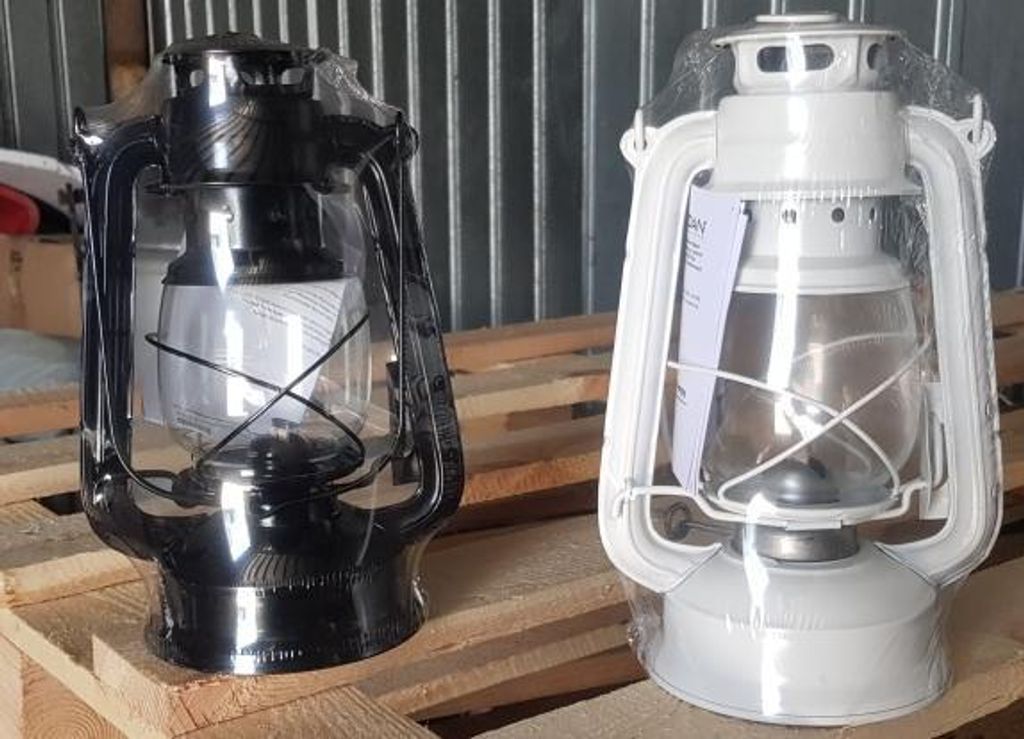 LAMPE à pétrole noire Mèche ISKRA 100 cm huile 1000 ml Image du produit 