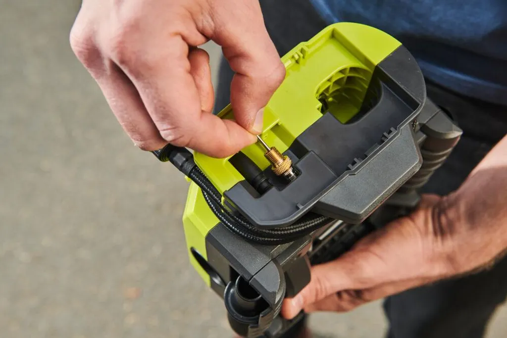 Ryobi RMI18-0 Gonfiatore 18V per Camper e Bici | Alta Pressione 11 Bar - 6