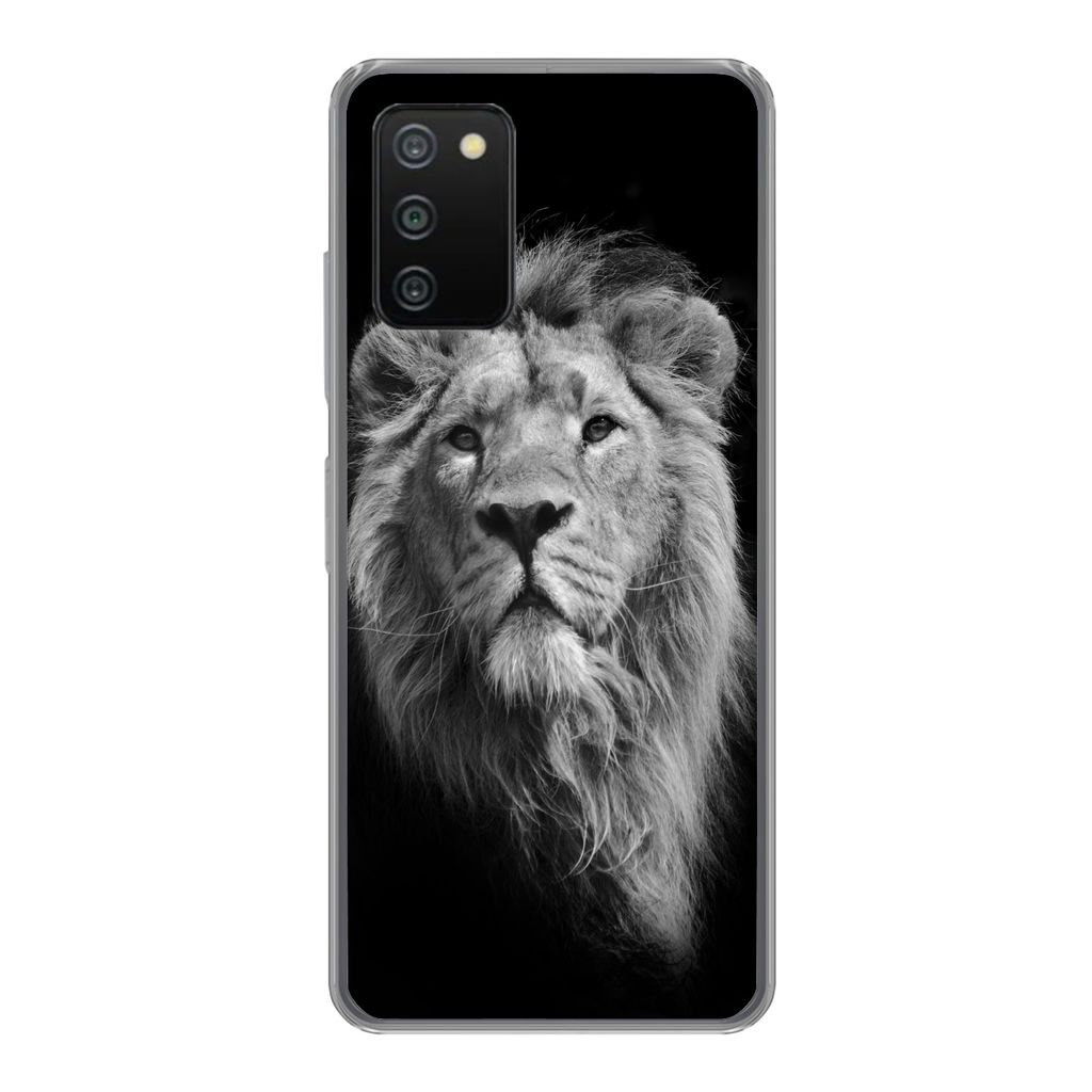 MuchoWow Handyhülle Schutzhülle Hülle für Samsung Galaxy A03s Asiatischer Löwe vor schwarzem Hintergrund in Schwarz und Weiß Silikon Softca...