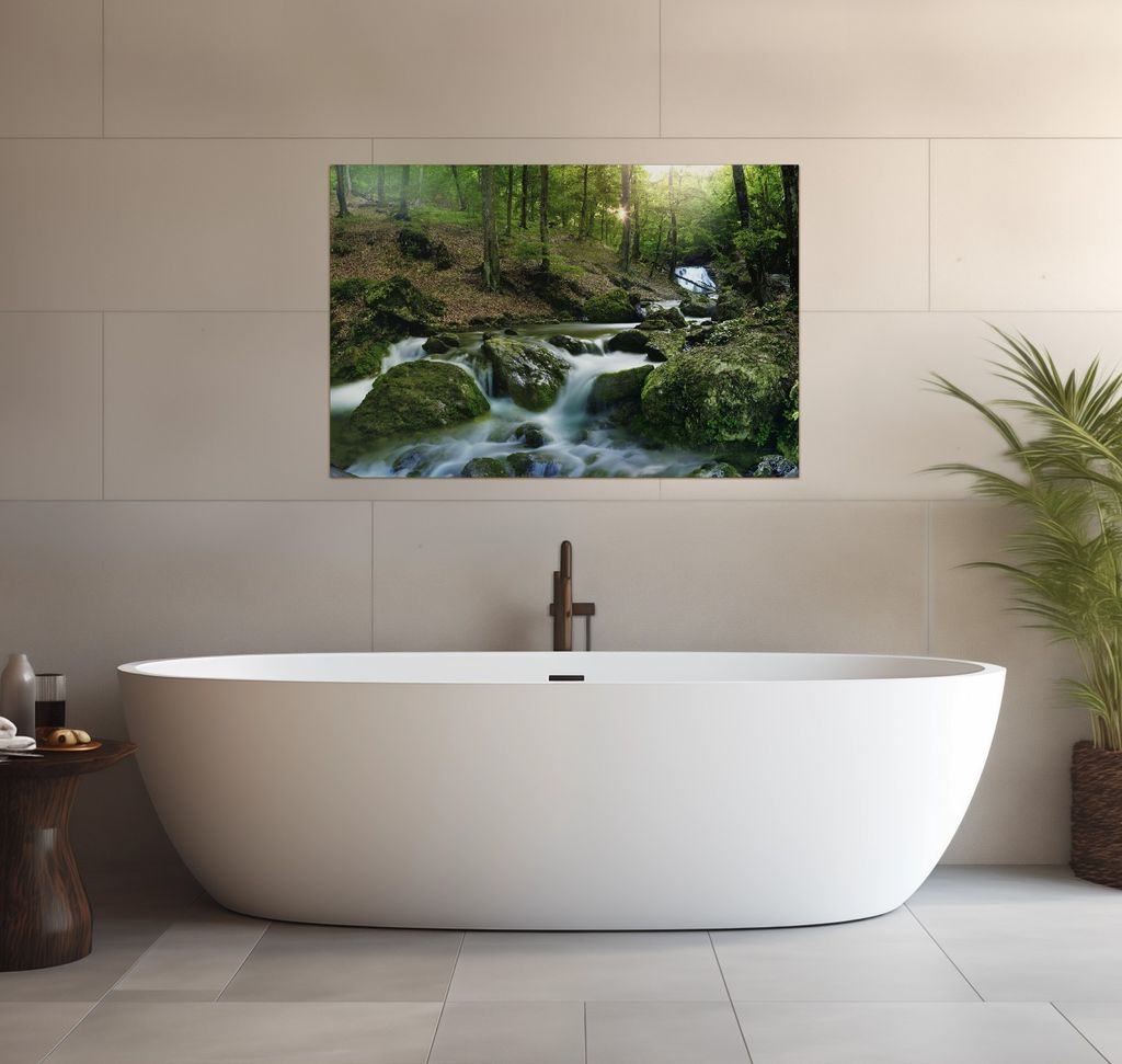 Wallario wasserfestes Poster selbstklebend 91,50 x 61 cm, Fließender Bach im Wald bei Sonnenuntergang, Badezimmerposter Spritzschutz mit Hochglanz...