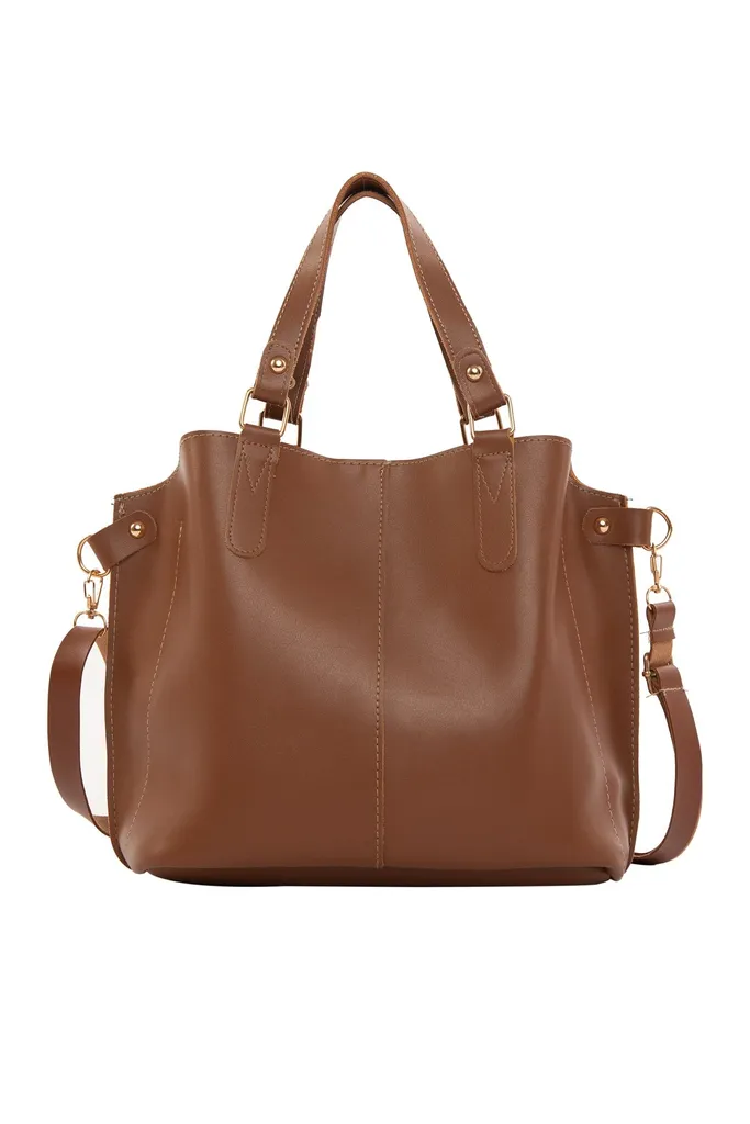 Grand sac à main bandoulière camel pour femme chic en simili cuir souple