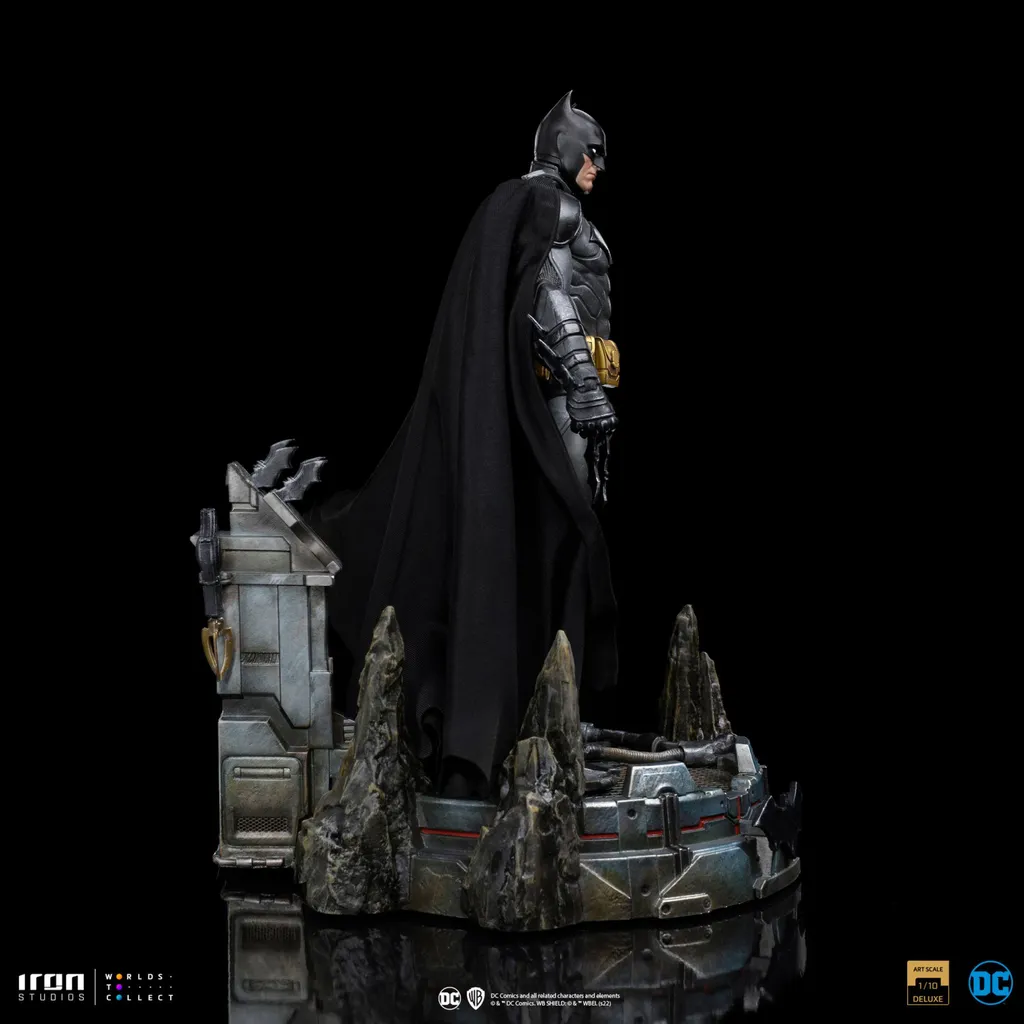Statue Iron Studios DC Comics Batman Unleashed 1/10 Deluxe Art Scale - 11
