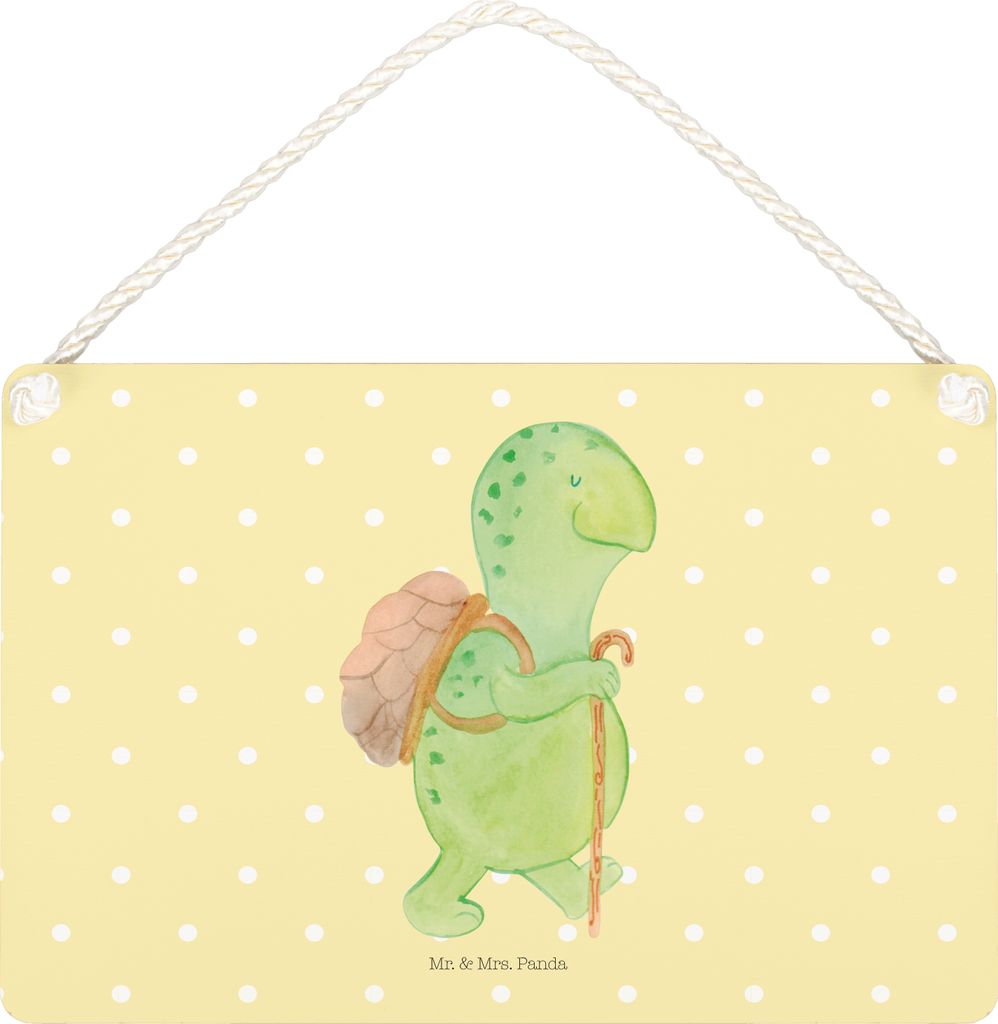 Mr. & Mrs. Panda Deko Schild Schildkröte Wanderer DIN A5 - Gelb Pastell - Geschenk, Motivation, Holzschild, Entpannt, Rucksack, Schildkröten, kle...
