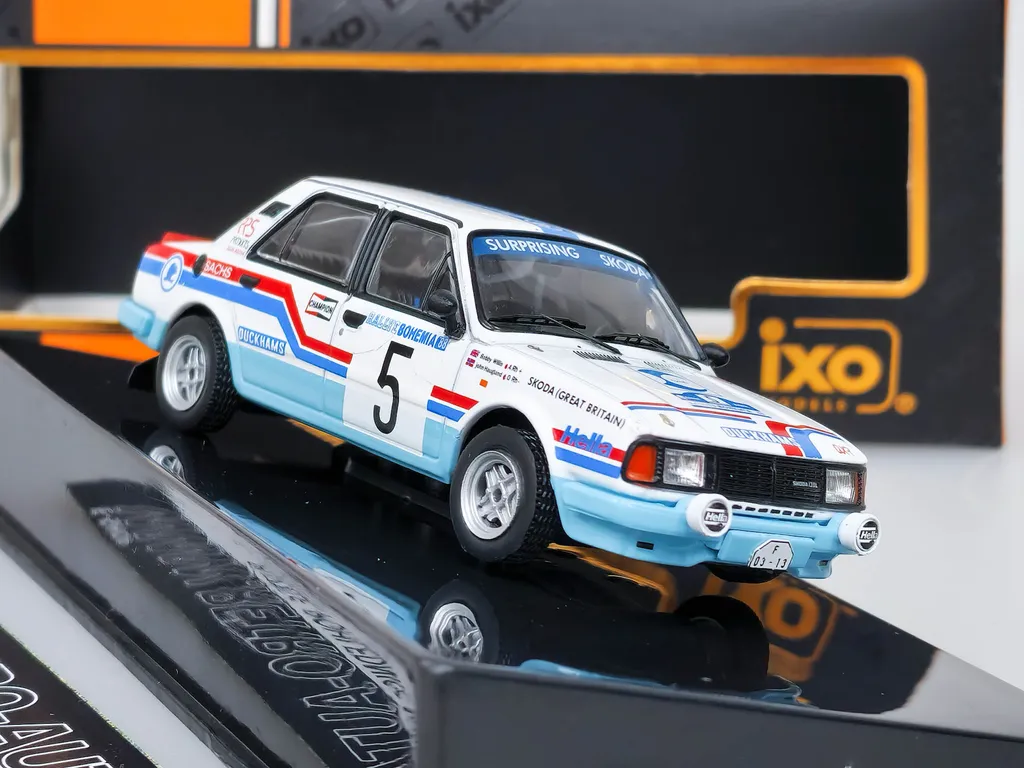 Modèle Réduit Škoda 130 L 1:43 pour Collectionneur Rallye de 1988