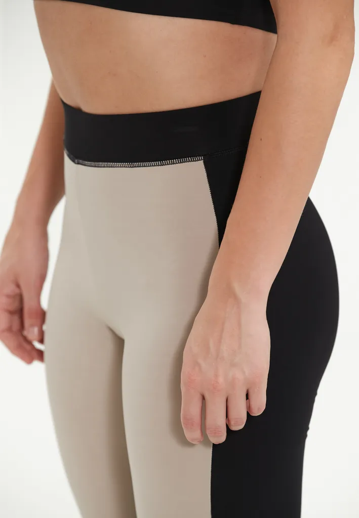 Collant Endurance Gaciao avec effet de compression actif noir taille 46
