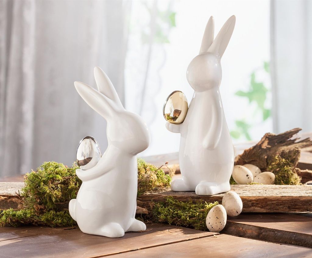 2x Osterhase "Classical" aus Porzellan, weiß mit Osterei in Produktbild 