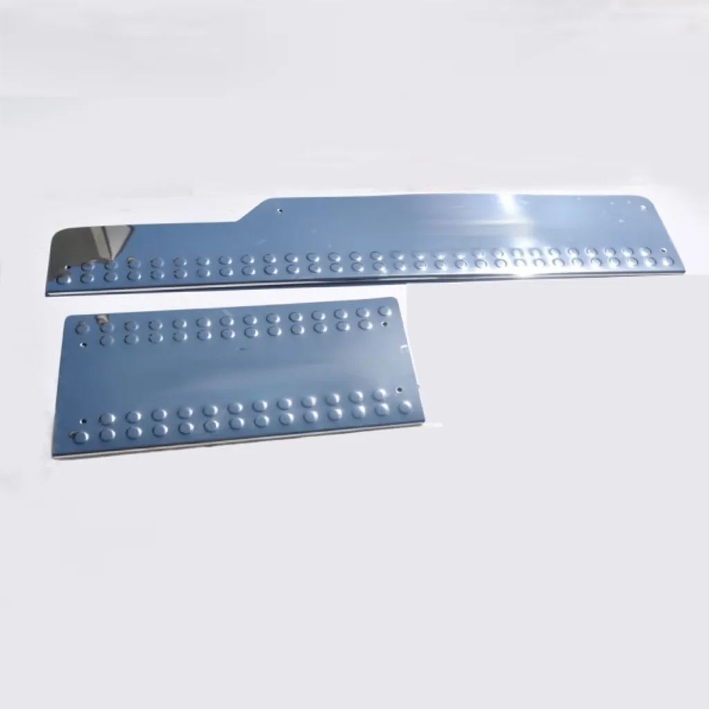 Seuils de portes utilitaires adaptés pour Sprinter 906 version 2006+
