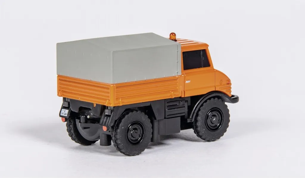 Solution micro-RC pour circuit H0 : MB Unimog U406 Carson 1:87 complet
