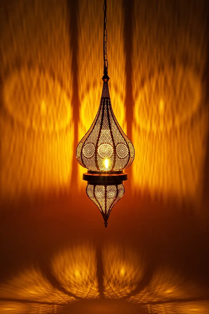 Suspension orientale Fayna Gold pour éclairage salon et chambre cosy - 6