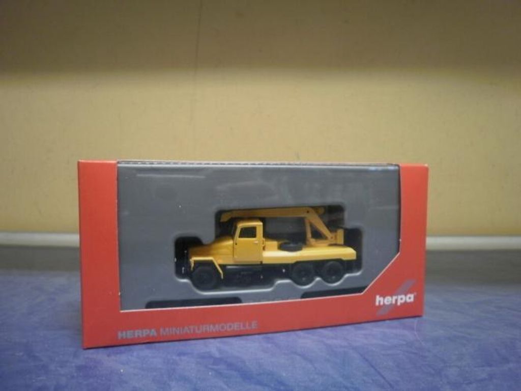 Herpa LKW IFA G 5 Kranfahzeug orange 308113 Produktbild 