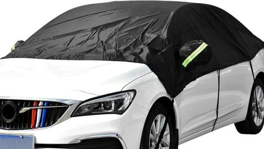Housse de voiture anti-grêle : stoppez les dégâts météo sur vos vitres